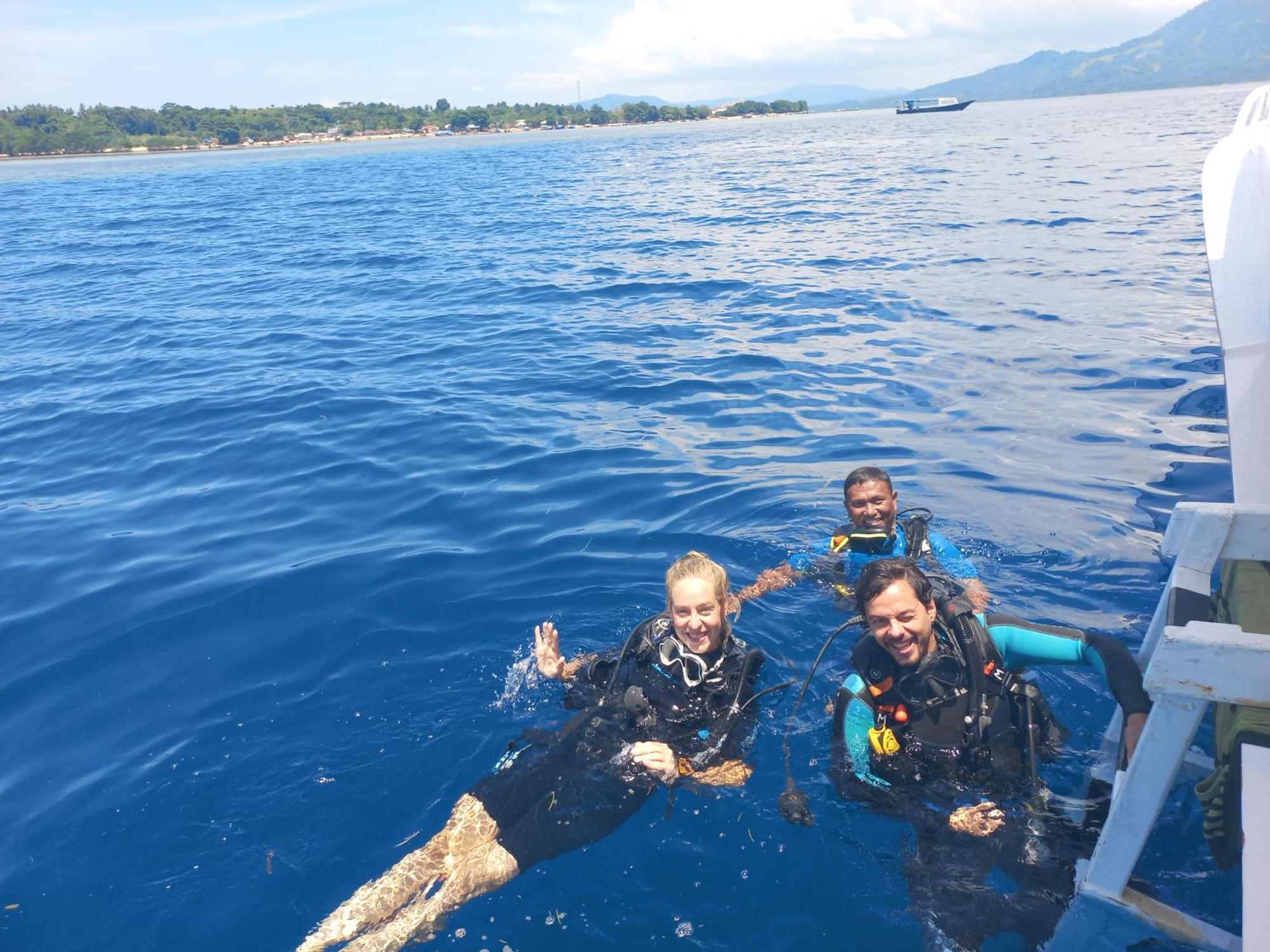 4 Sisters Divers บูนาแกน ภายนอก รูปภาพ