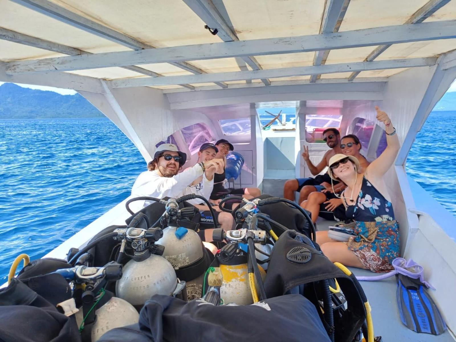 4 Sisters Divers บูนาแกน ภายนอก รูปภาพ