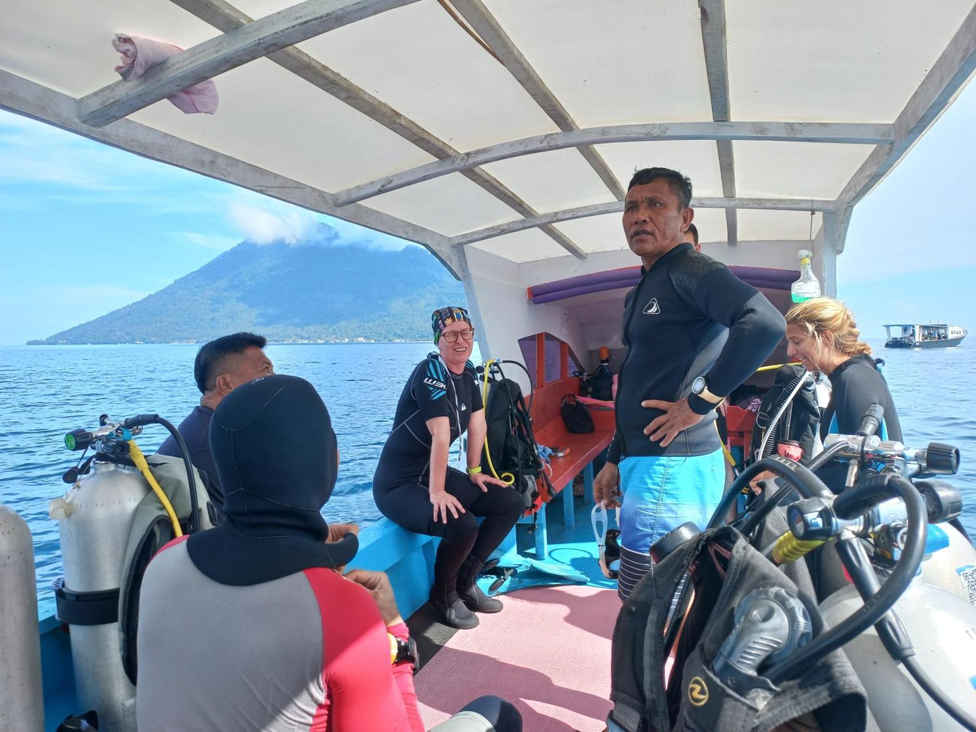4 Sisters Divers บูนาแกน ภายนอก รูปภาพ